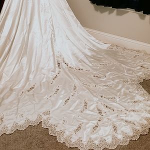 Mori Lee wedding dress, size 4, White